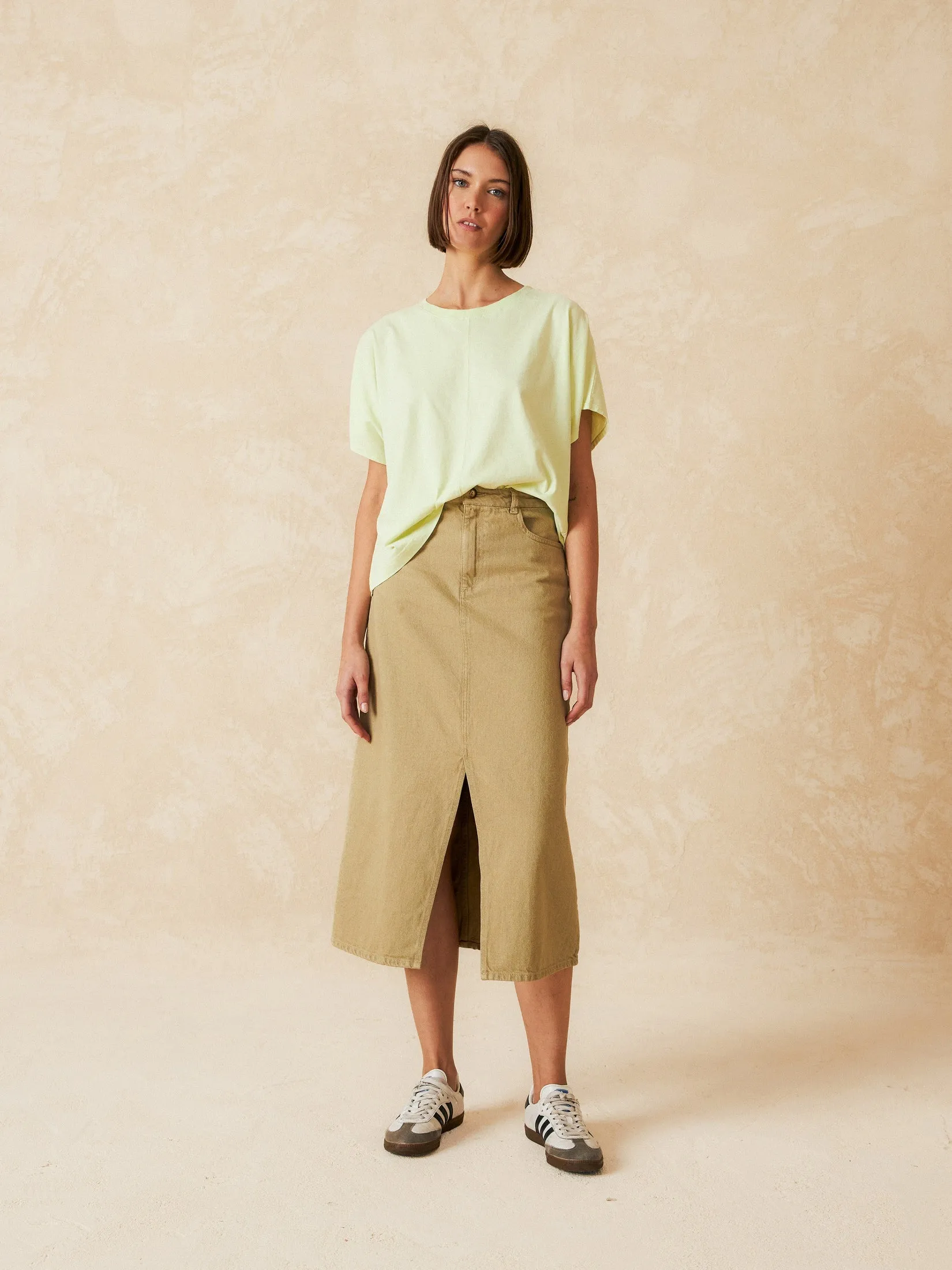Basic Round Neckline T-Shirt Yellow